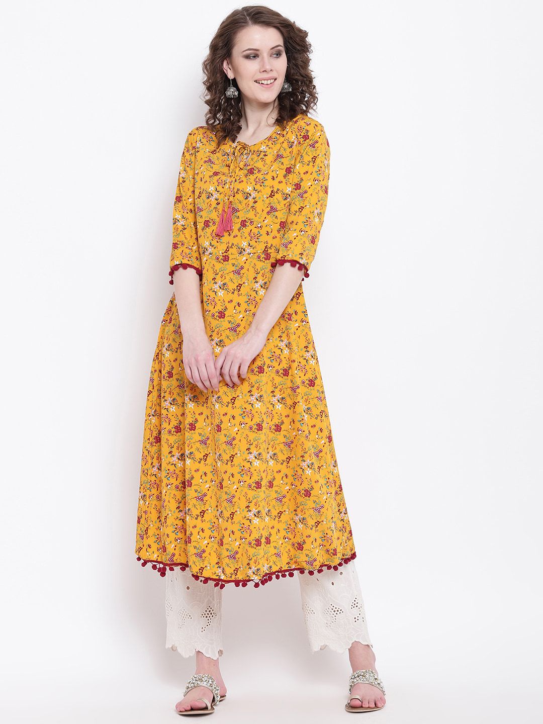 Napra Women Mustard Yellow Floral Printed Crepe Kurta