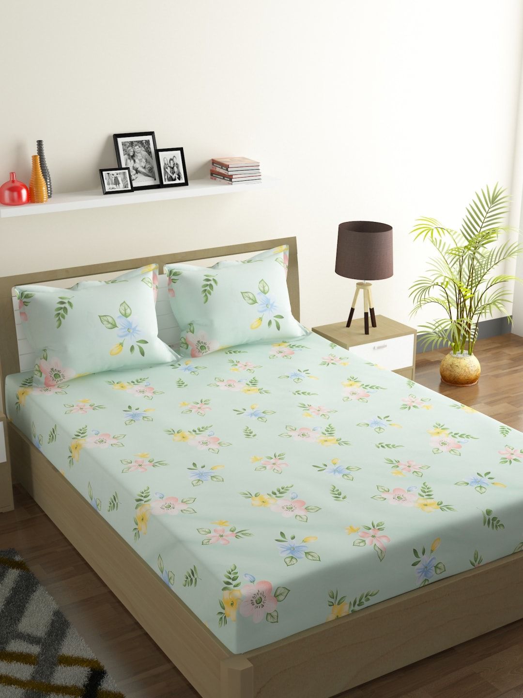 ROMEE Green & Yellow Floral 144 TC Cotton 1 Queen Bedsheet with 2 Pillow Covers Price in India