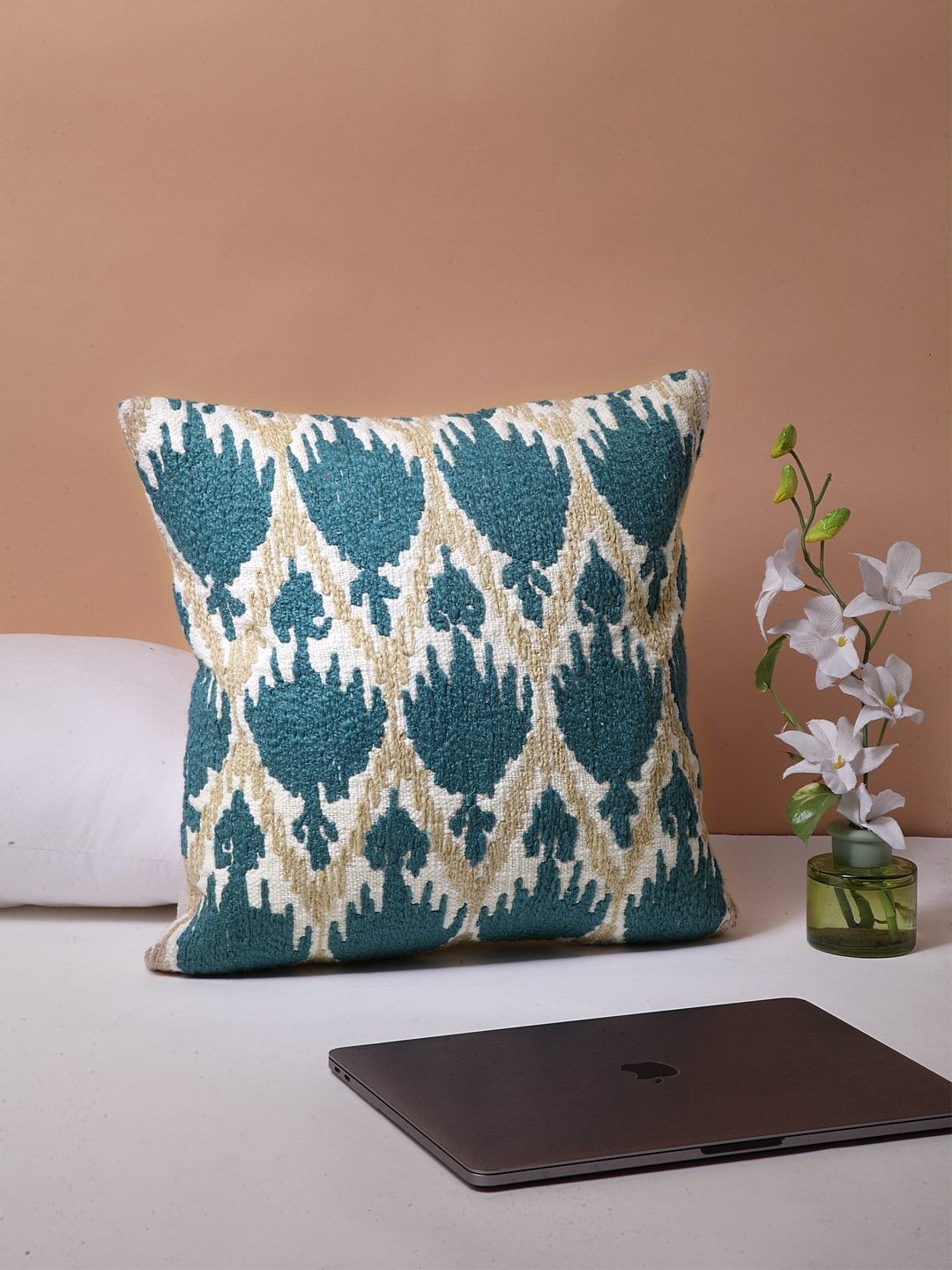 BLANC9 Off-White & Blue Single Embroidered Square Cushion Covers Price in India