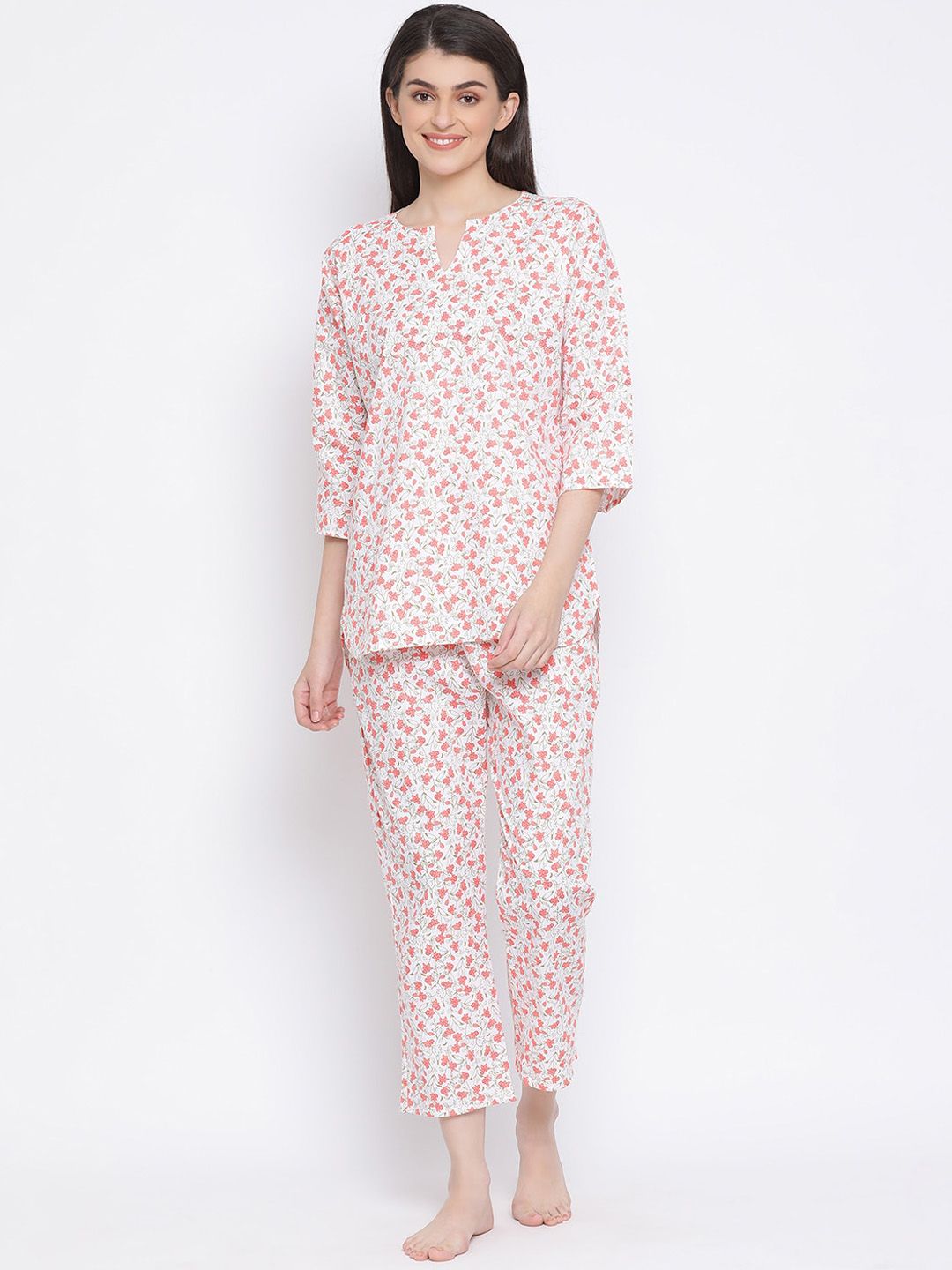 Clovia Women White & Pink Printed Night Suit Price in India