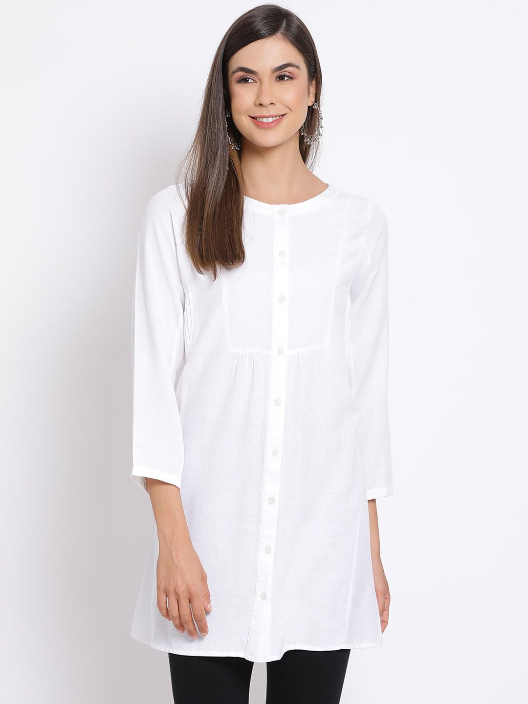Oxolloxo Women White Solid Tunic Price in India