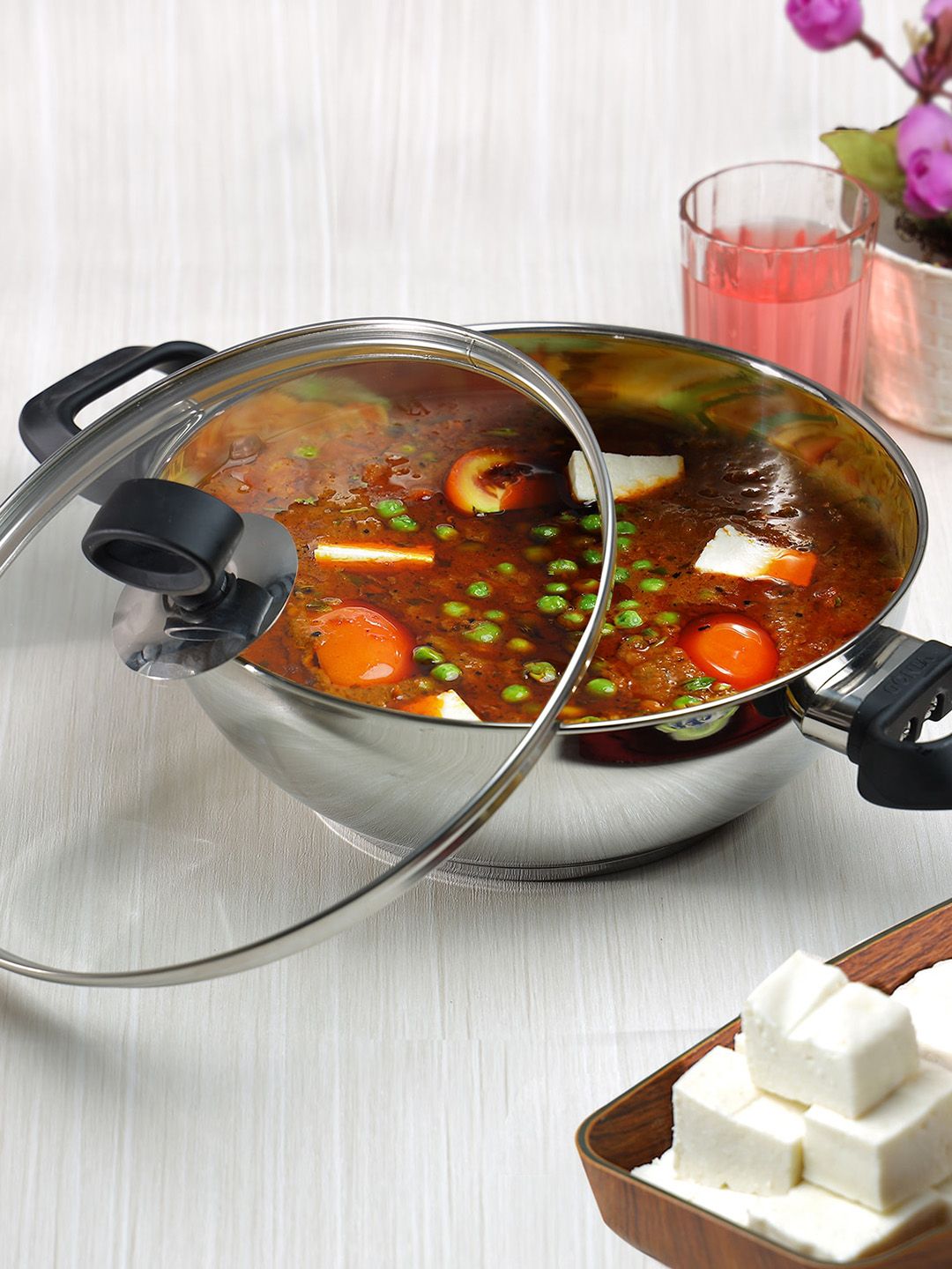 Vinod Silver-Toned & Black Deluxe Stainless Steel Induction Bottom Kadai with Glass Lid 2400ML Price in India