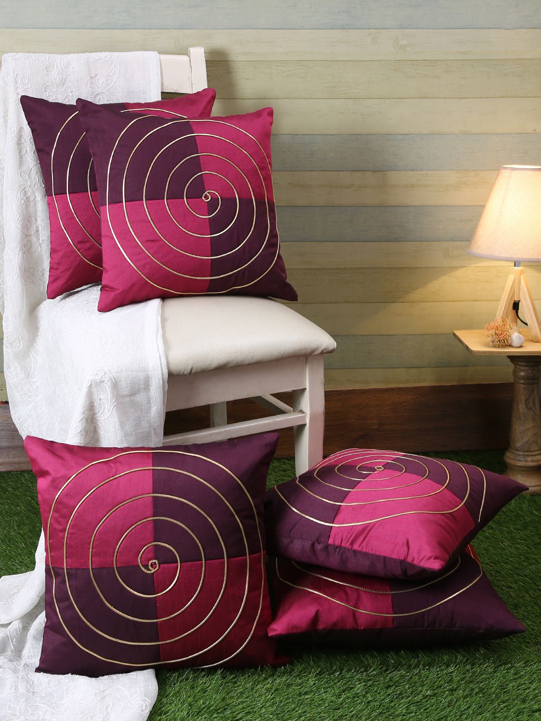 ROMEE Purple & Magenta Set of 5 Colourblocked Square Cushion Covers Price in India