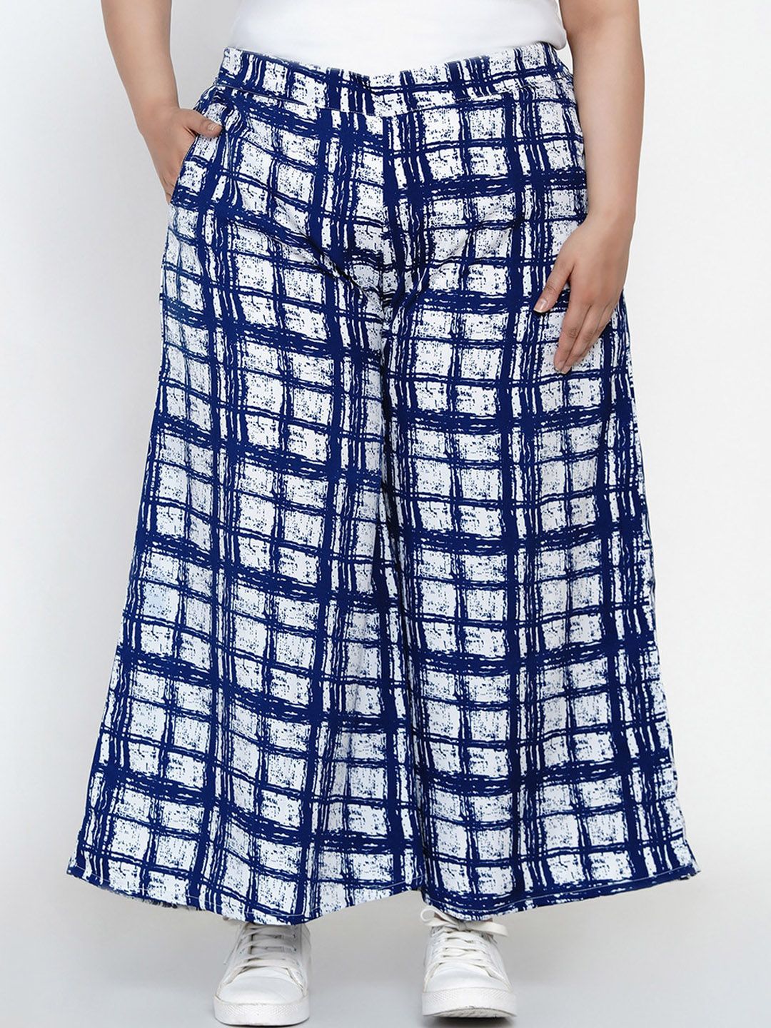 Fabnest Curve Women Blue Loose Fit Printed Parallel Trousers Price in India