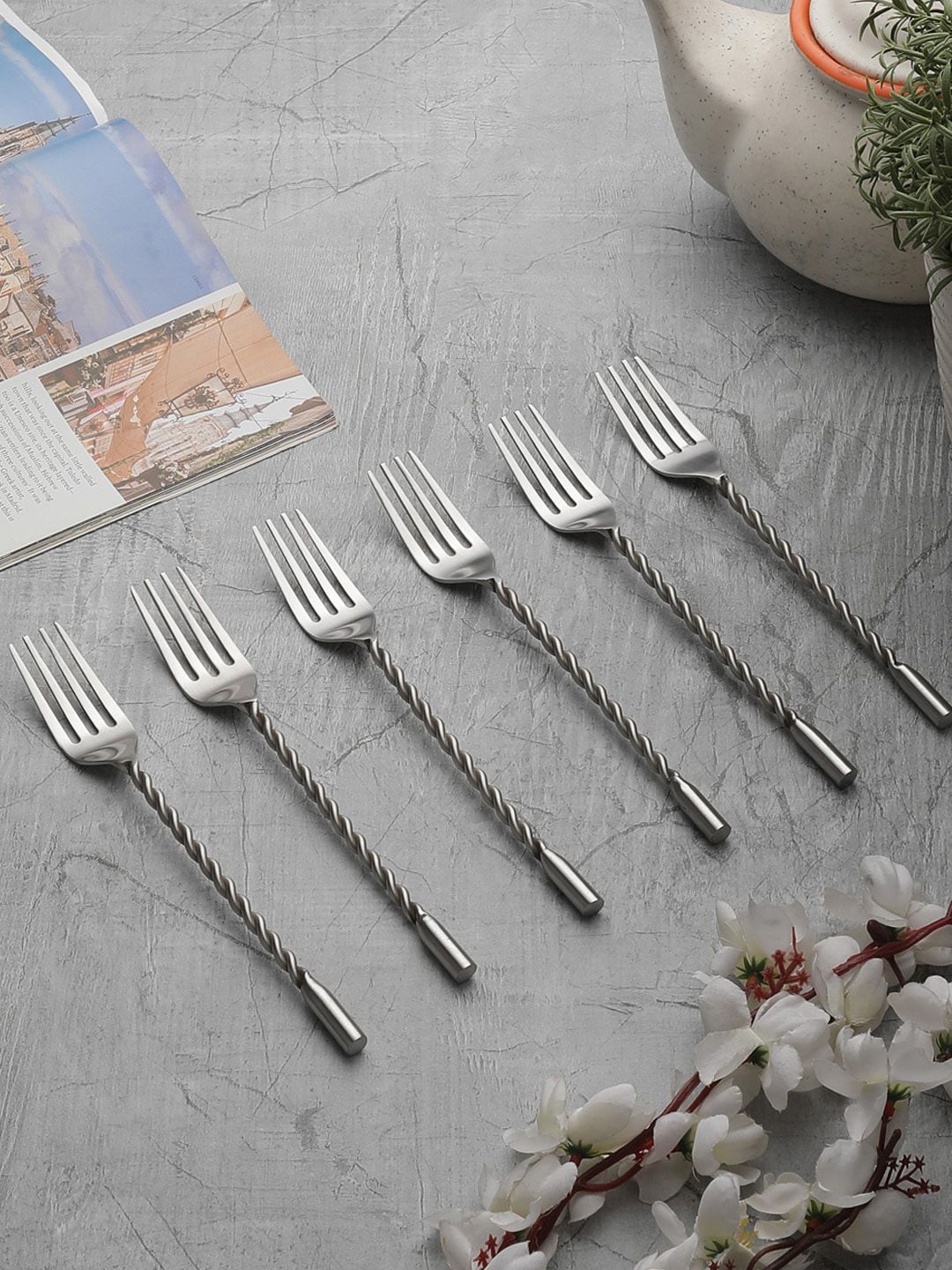 VarEesha Set of 6 Silver-Toned Forks Price in India
