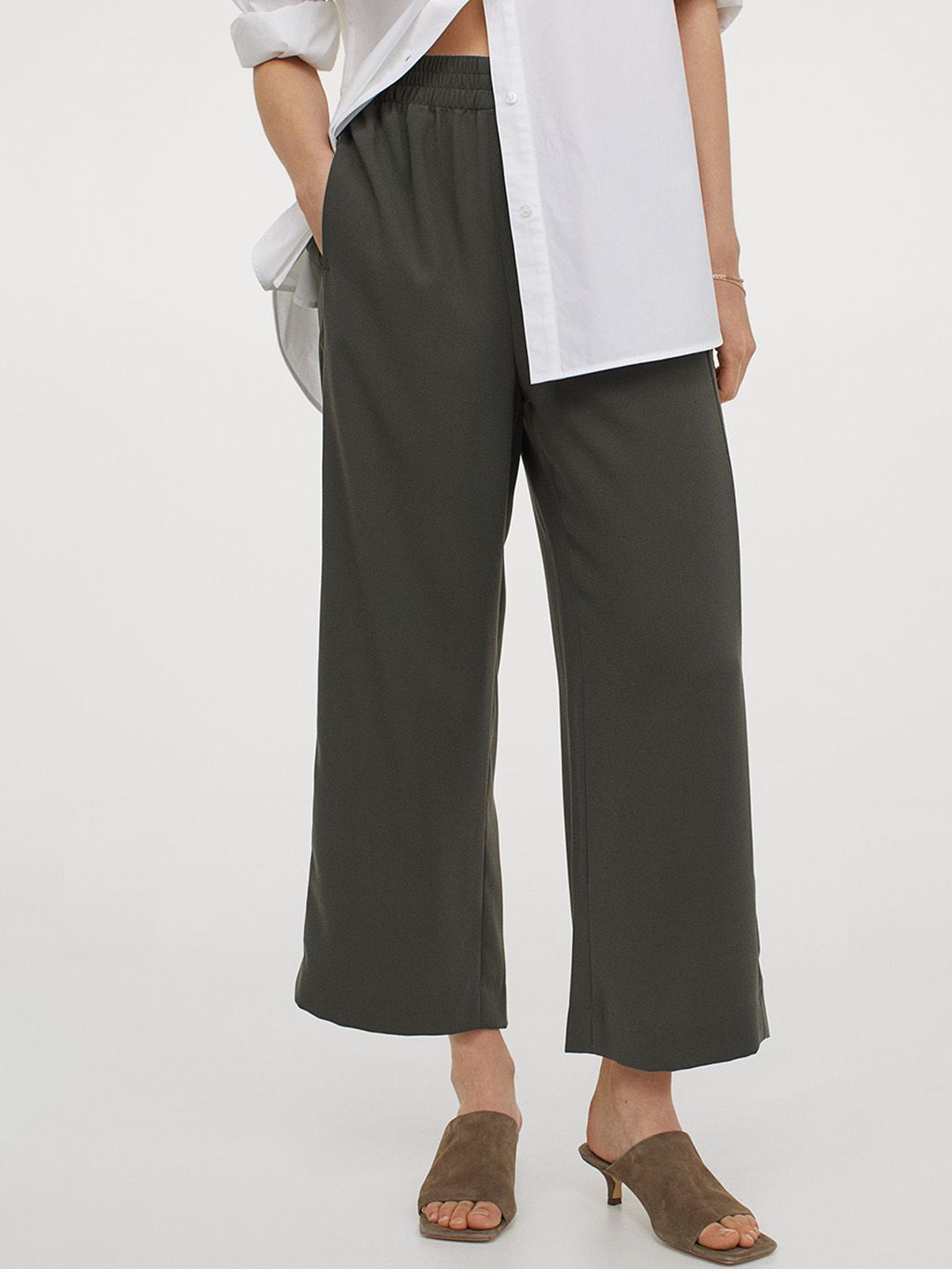 H&M Women Green Cropped Trousers