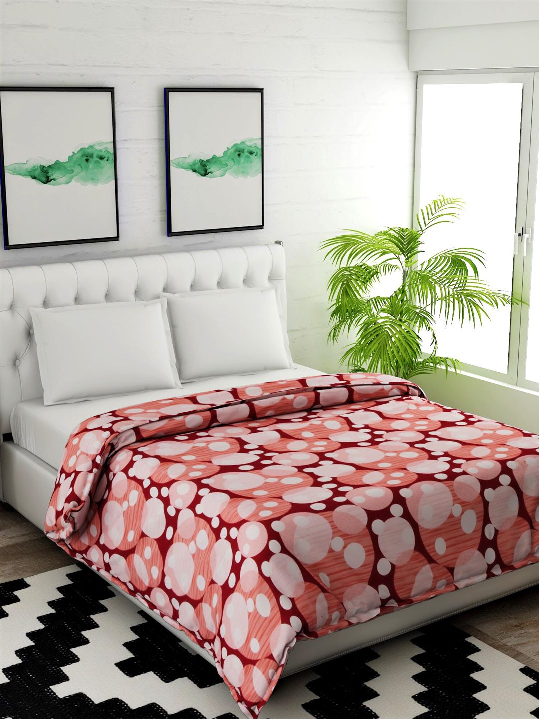 Salona Bichona Peach-Coloured & Maroon Geometric Mild Winter 120 GSM Double Bed Comforter Price in India