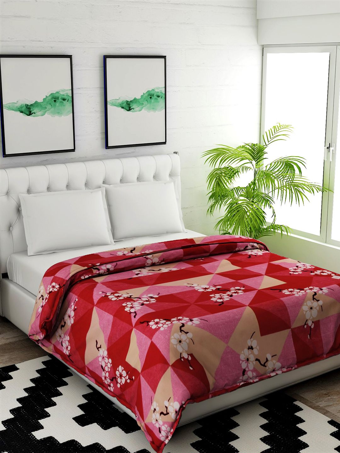 Salona Bichona Red & Pink Floral Mild Winter 120 GSM Double Bed Comforter Price in India