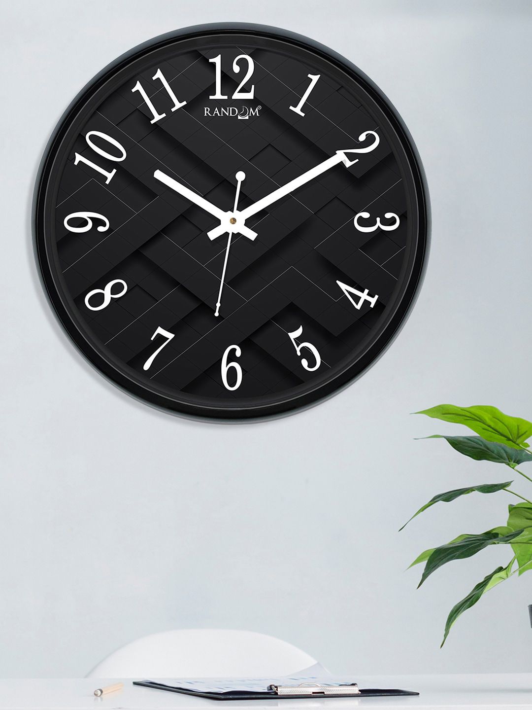 RANDOM Black Round Printed Analogue Wall Clock Price in India