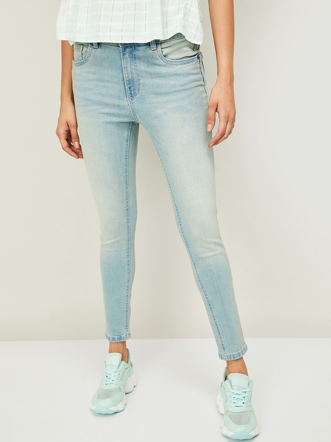 Ginger by Lifestyle Women Blue Skinny Fit Mid-Rise Clean Look Jeans Price in India