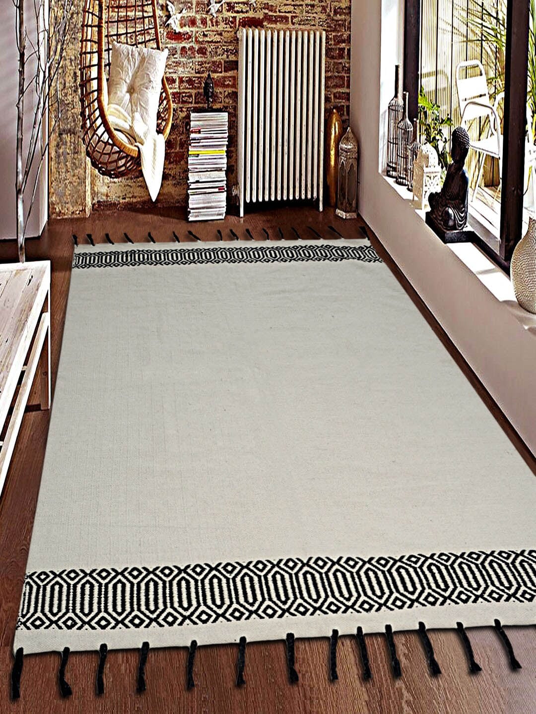Saral Home Grey & Black Geometric Cotton Tassel Floor Mat Price in India