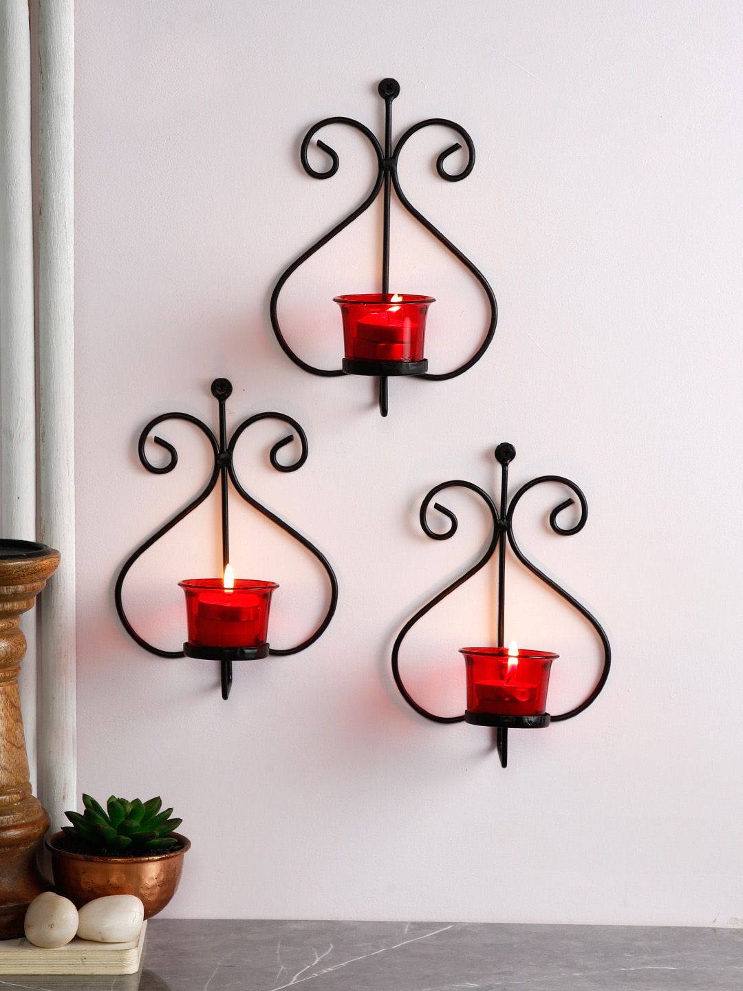 CraftVatika Set of 3 Red & Black Tea Light Candle Holders Price in India