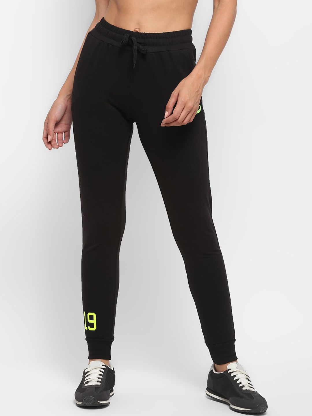 UCLA Women Black Solid Slim-Fit Joggers Price in India