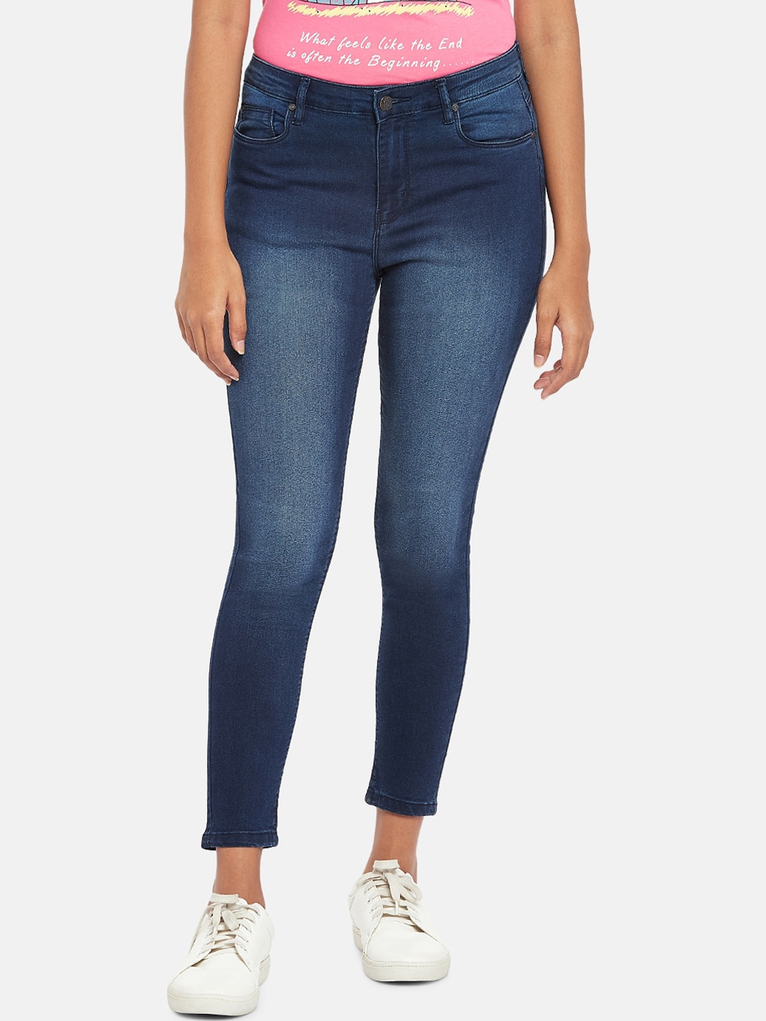 People Women Blue Slim Fit Heavy Fade Crop Jeans Price in India