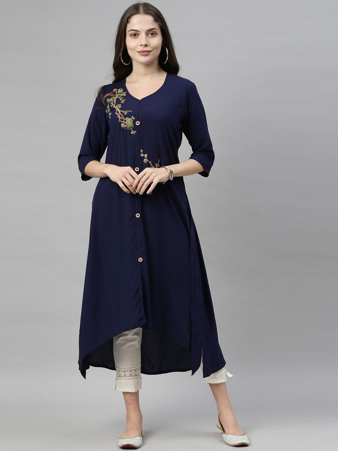 Neerus Women Navy Blue & Green Phulkari Embroidered Floral Front-Slit A-Line Kurta