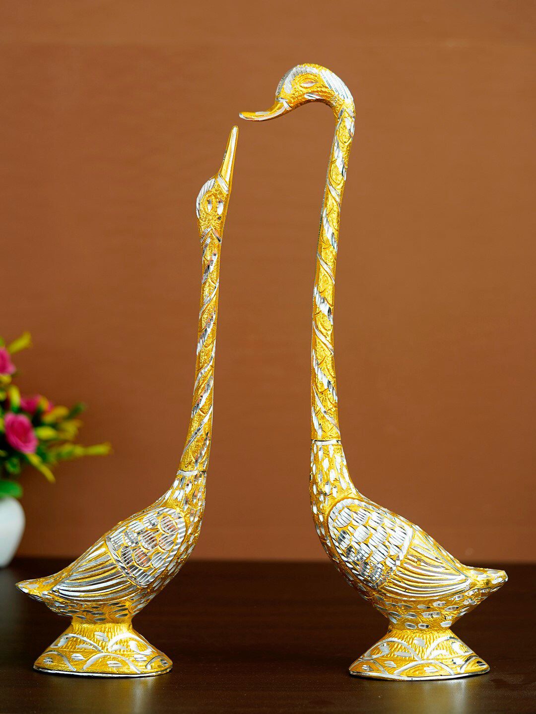 eCraftIndia Set of 2 Gold & Silver Kissing Swan Couple Handcrafted Figurine Showpieces Price in India