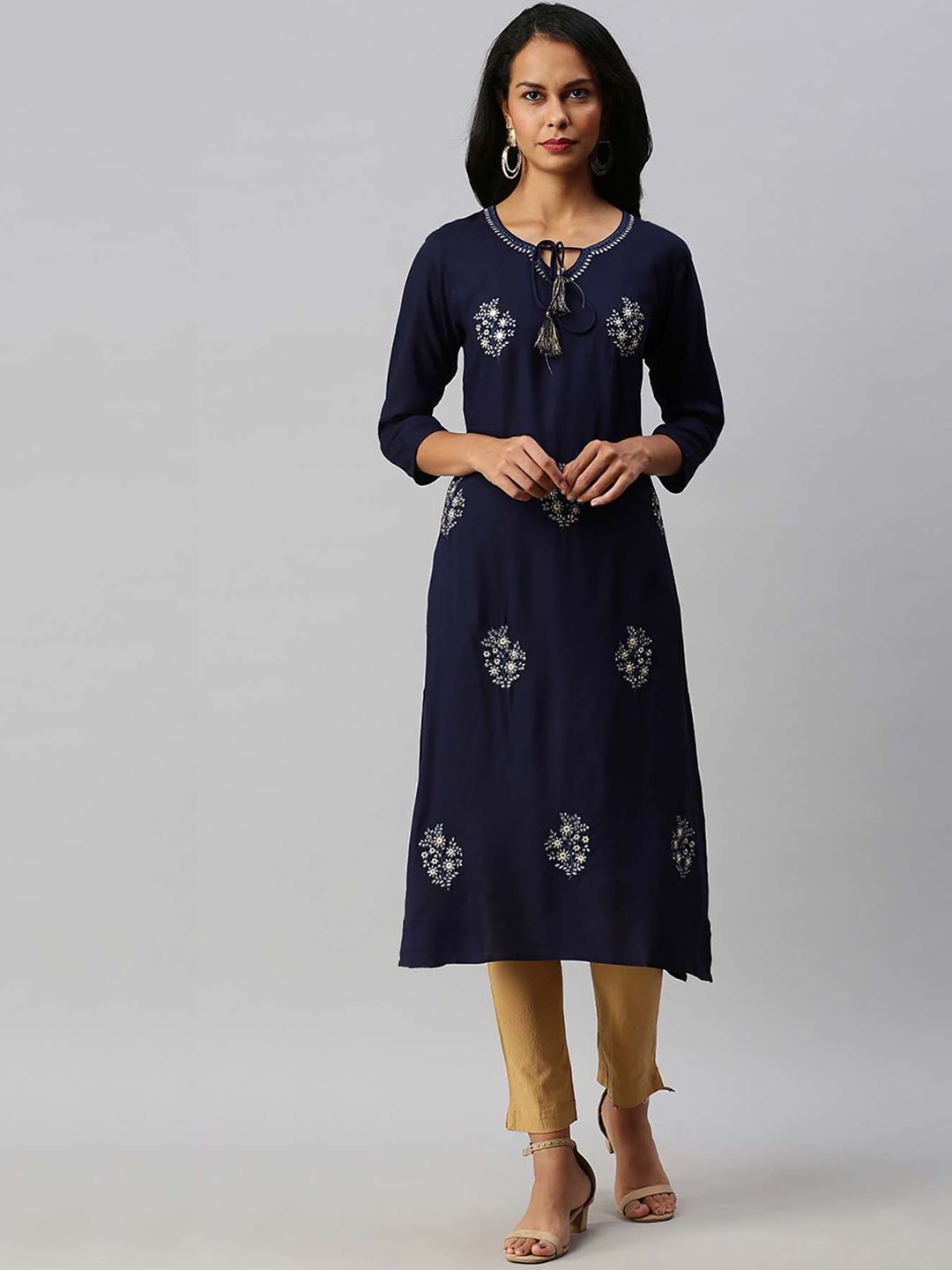 Soch Women Navy Blue & White Floral Embroidered Thread & Mirror Work Kurta