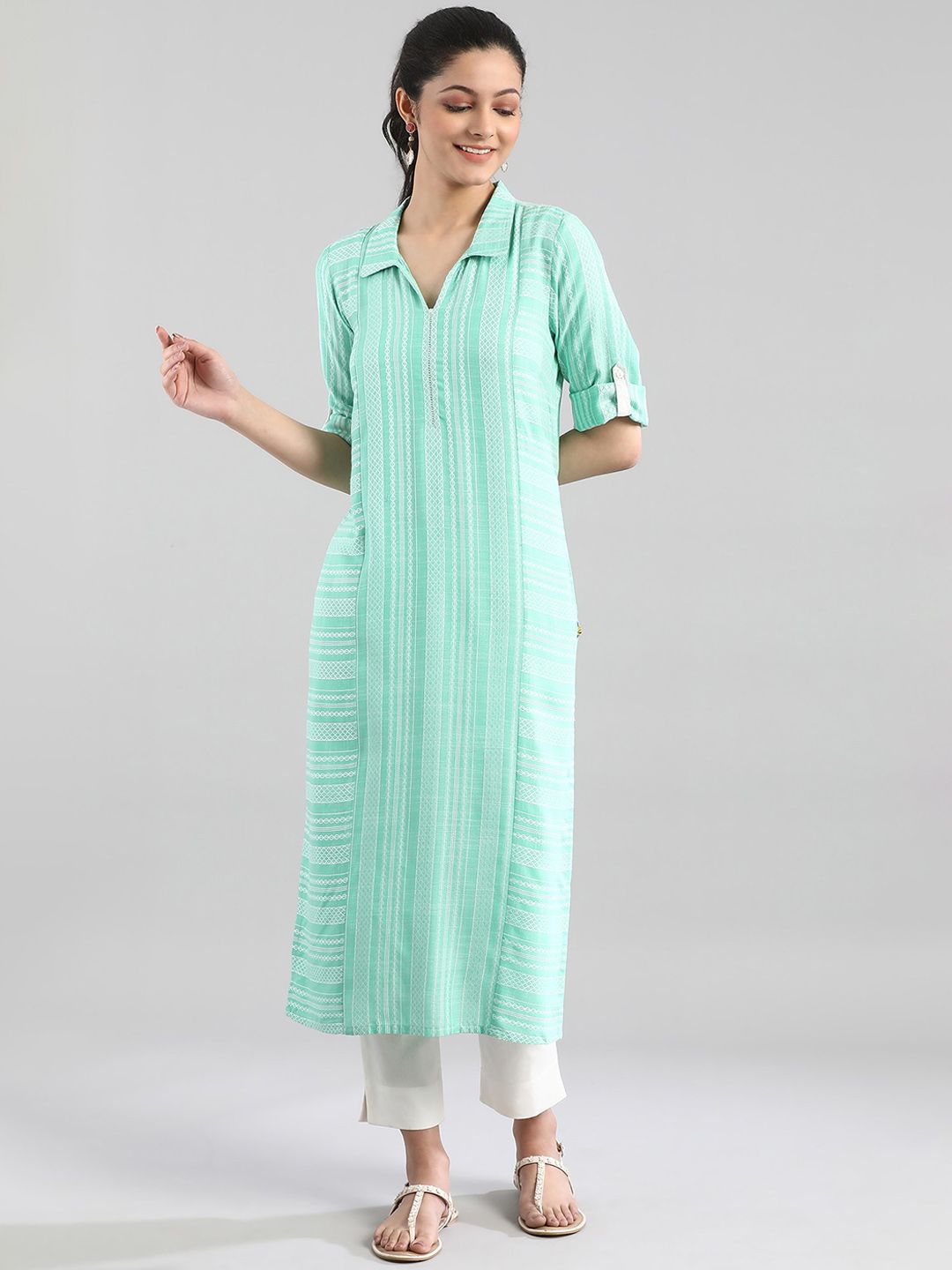 AURELIA Women Green Striped Thread Work Kurta Price in India