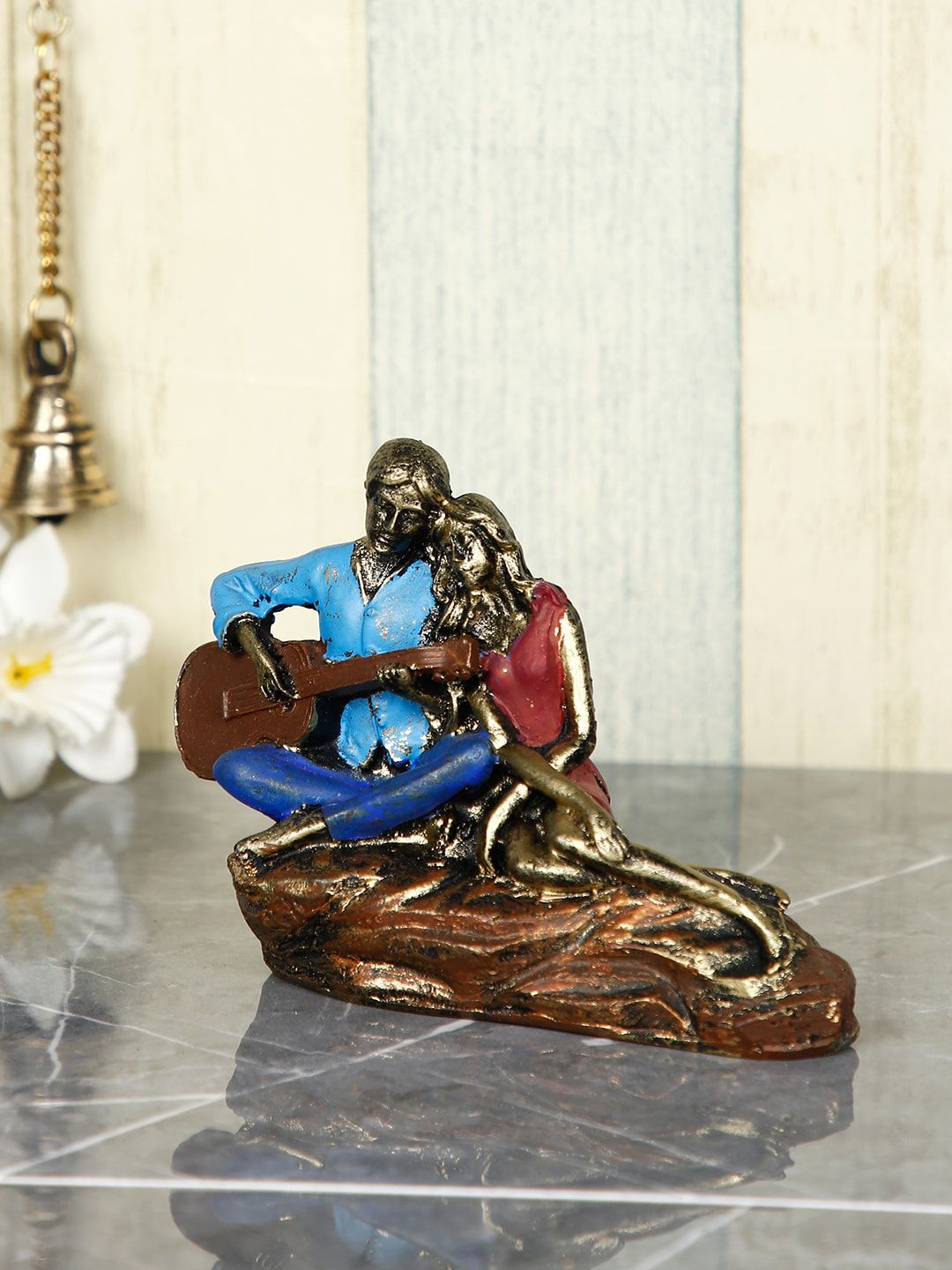 CraftVatika Gold-Toned & Blue Romantic Valentine Love Couple Statue Showpiece Price in India