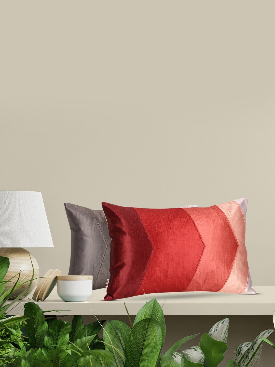 Home Multicoloured Set of 2 Colourblocked Rectangle Cushion Covers Price in India