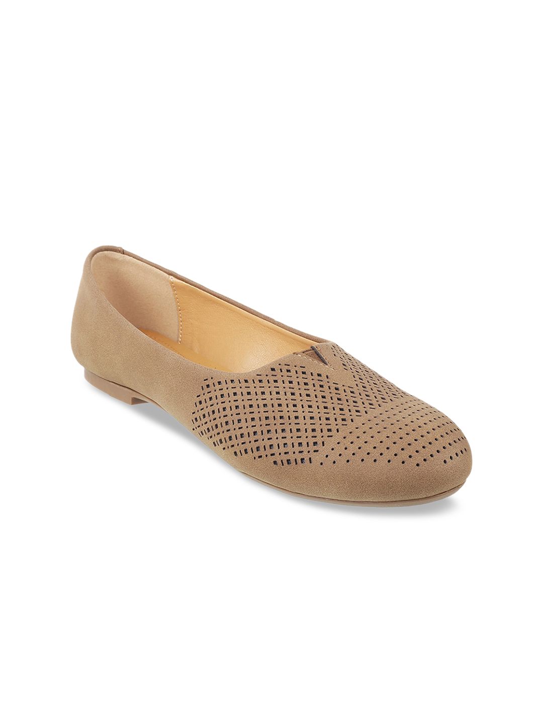 Mochi Women Tan Woven Design Ballerinas