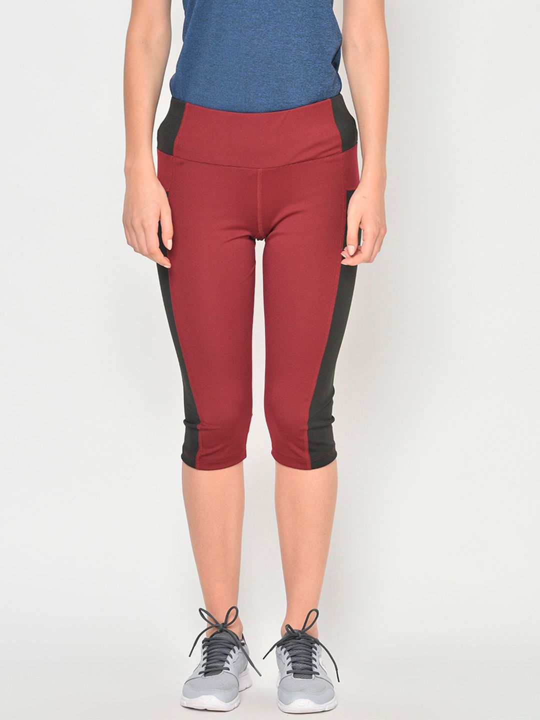 Chkokko Women Maroon Solid Gym Tights Price in India
