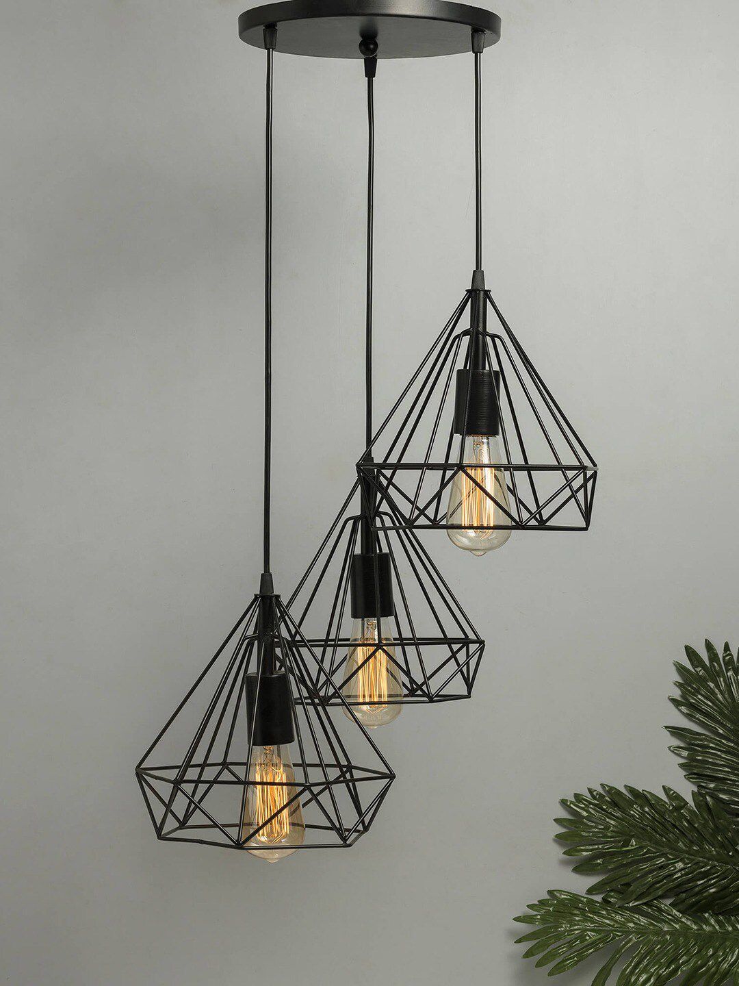 MFD HOME FURNISHING Black & Transparent Self Design Quirky Cluster Light Price in India
