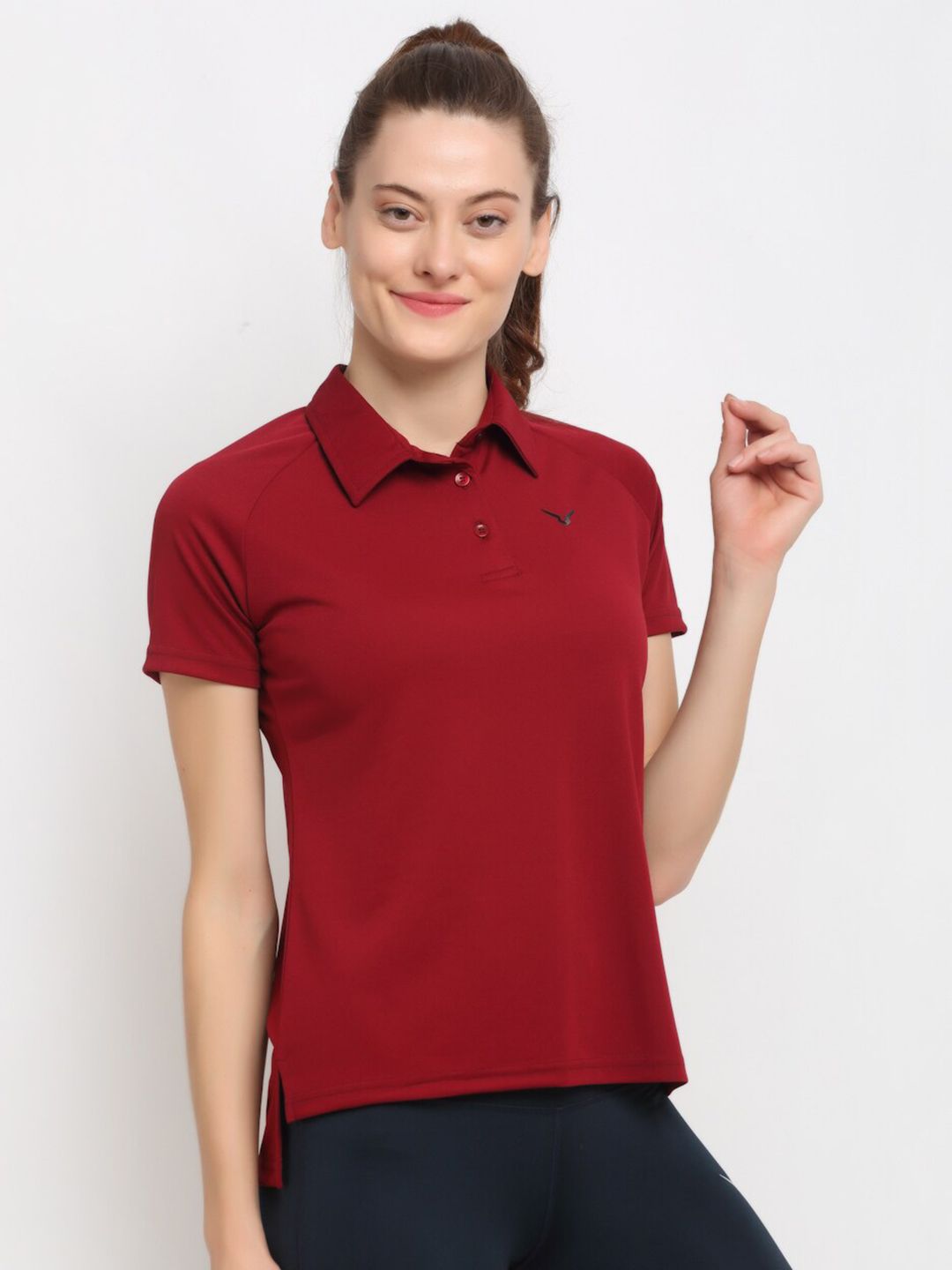 Invincible Women Maroon Polo Collar Slim Fit Training or Gym T-shirt Price in India