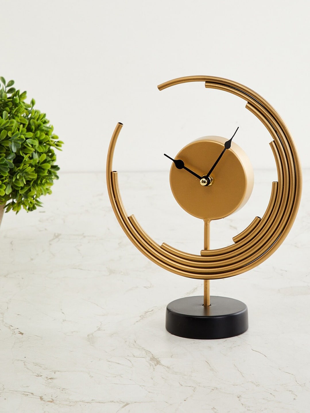 Home Centre Gold & Black Textured Contemporary Table Clock Price in India