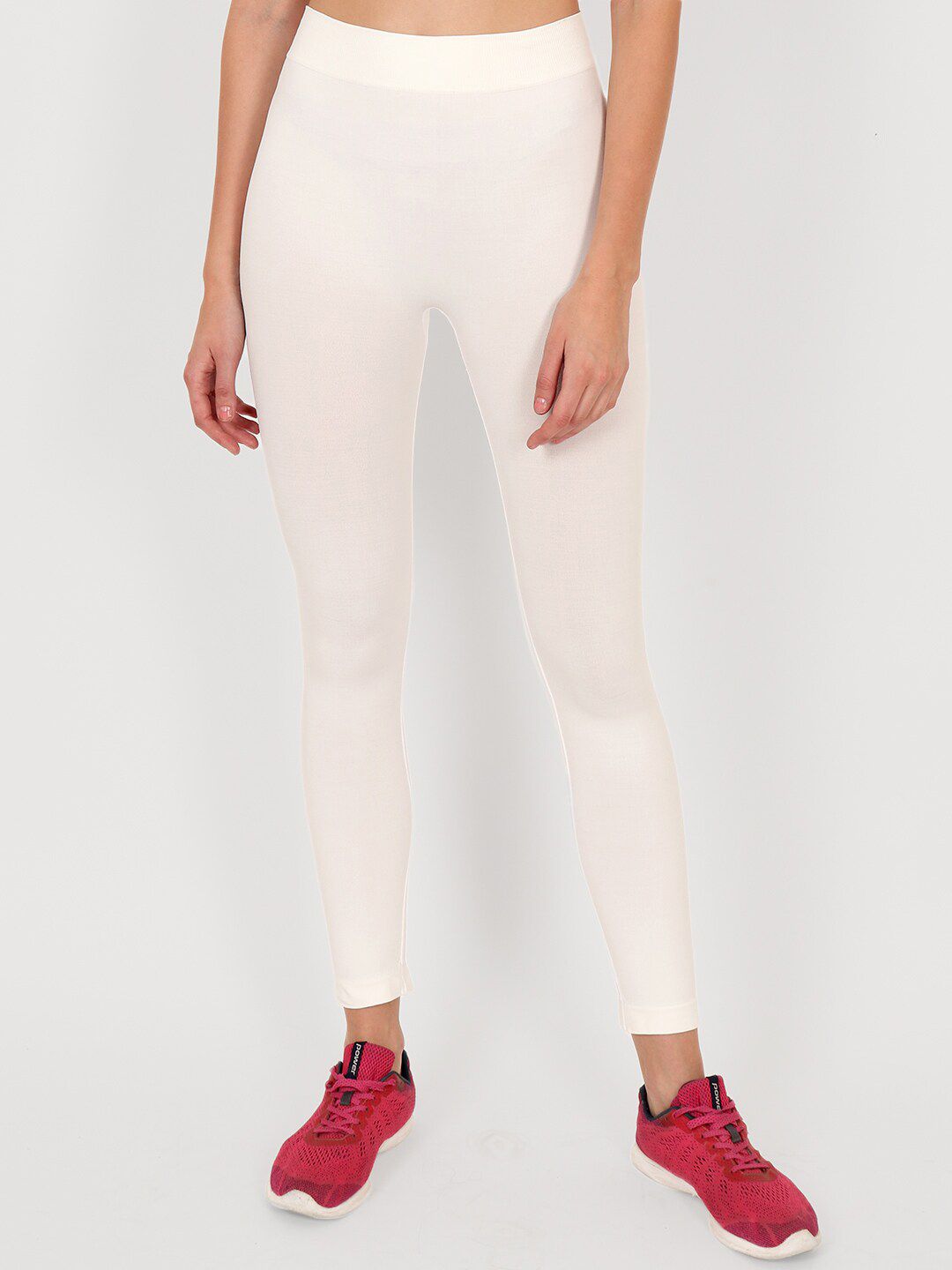 Beau Design Women White Solid Rapid-Dry Yoga Tights Price in India