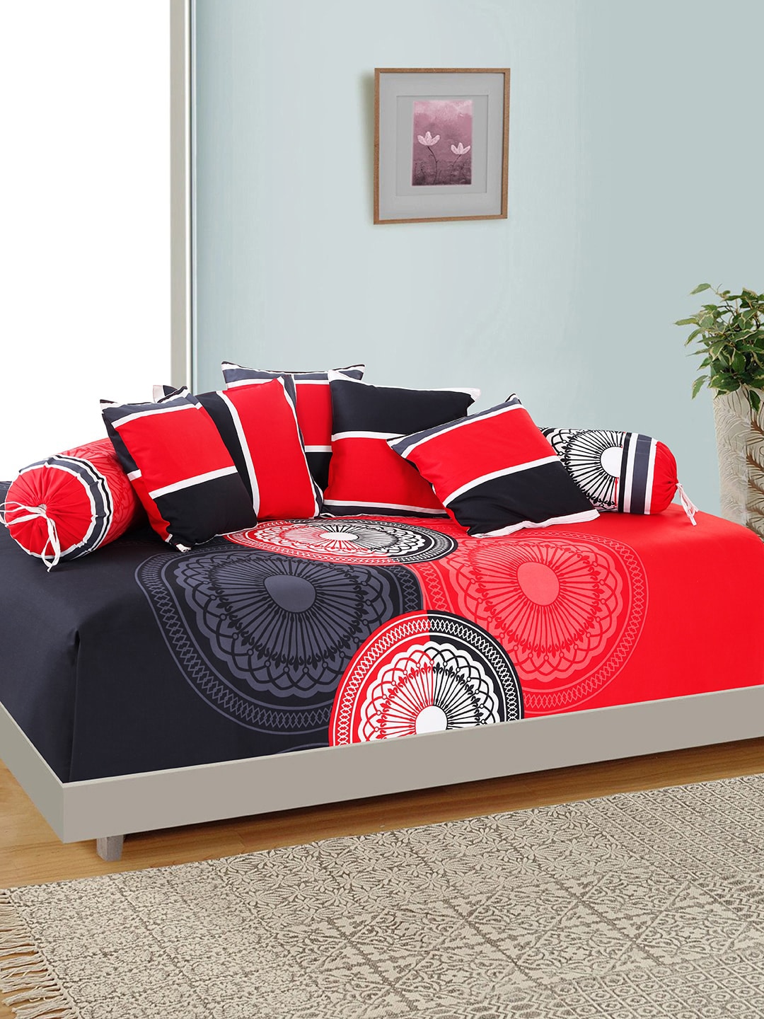 Salona Bichona Set Of 8 Red & Black Geometric Printed 120 TC 100% Cotton Bedsheet With Bolster & Cushion Covers Price in India