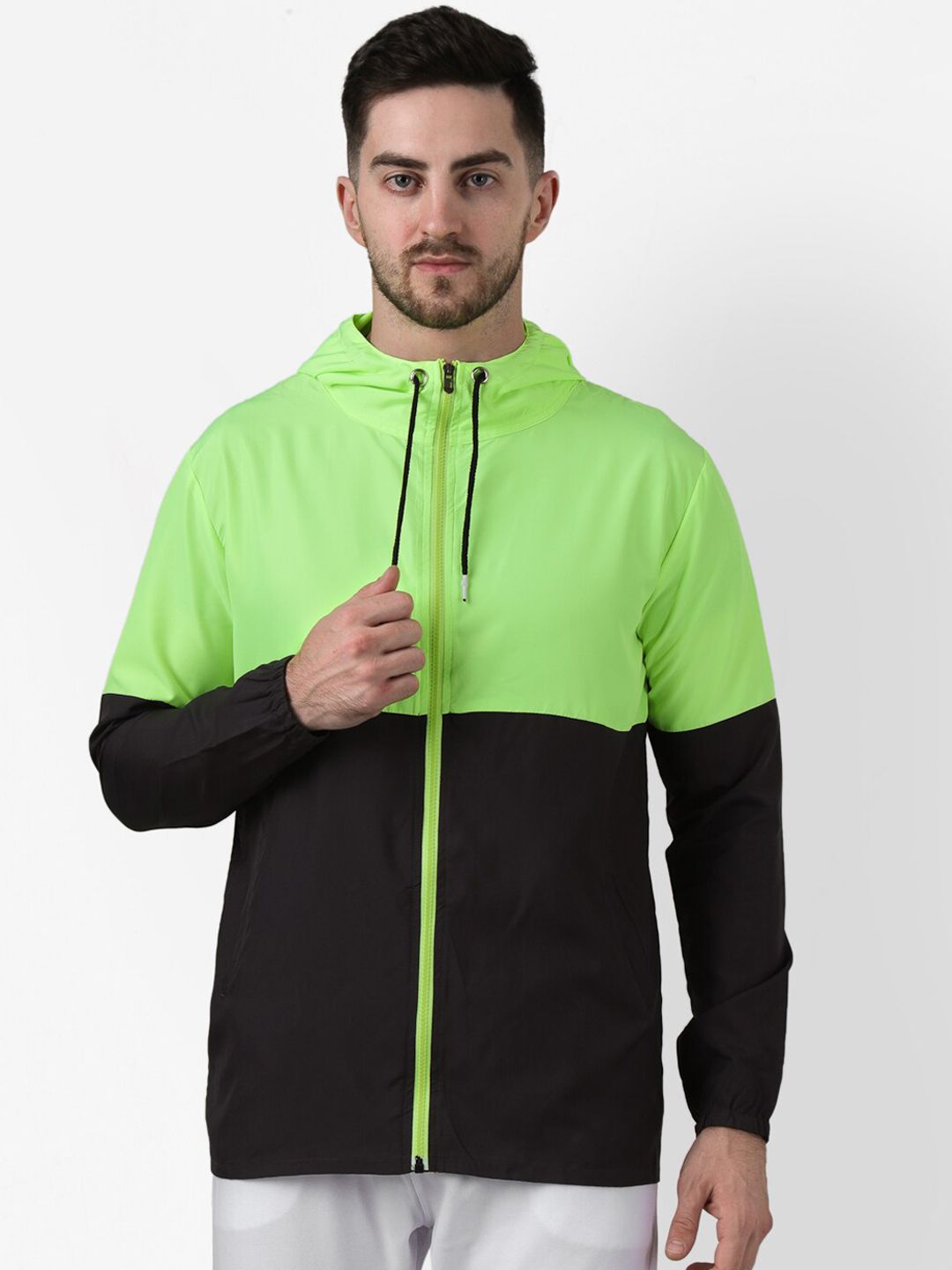PAUSE SPORT Men Green Colourblocked Windcheater and Water Resistant Crop Sporty Jacket