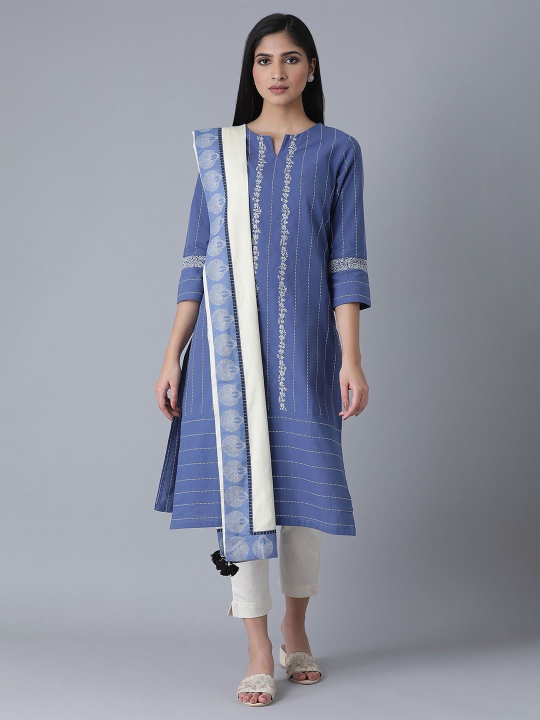 W Cream & Blue Embroidered Pure Cotton Dupatta with Thread Work Price in India