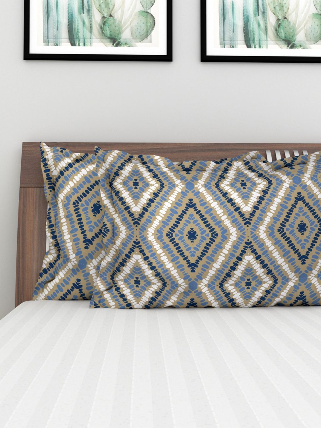 Home Centre Blue & White Set of 2 Geometric Rectangle Cushion Covers Price in India