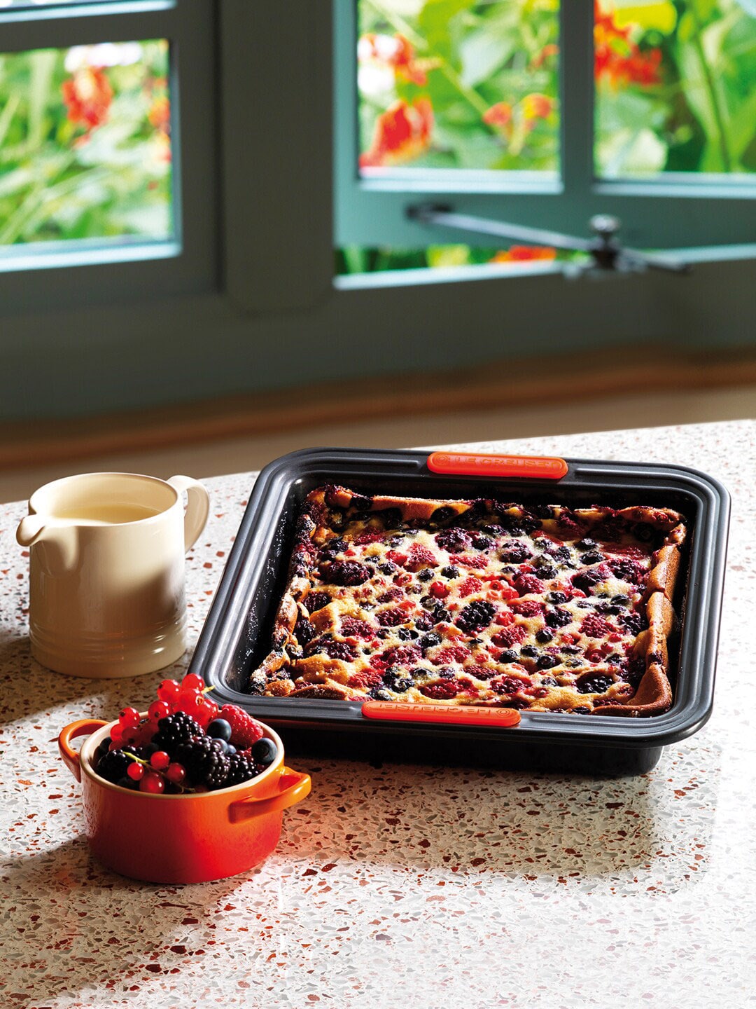 LE CREUSET Black Solid Square Cake Baking Tray Price in India
