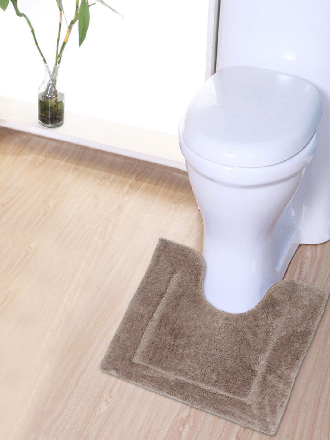 AVI Living Brown Solid 2300 GSMAnti Microbial Mat With Anti Slip Bath Rug Price in India