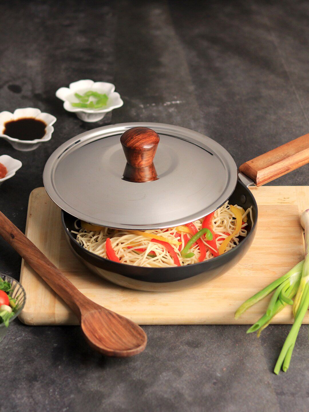 Wonderchef Black & Brown Ebony Fry Pan With Lid Price in India