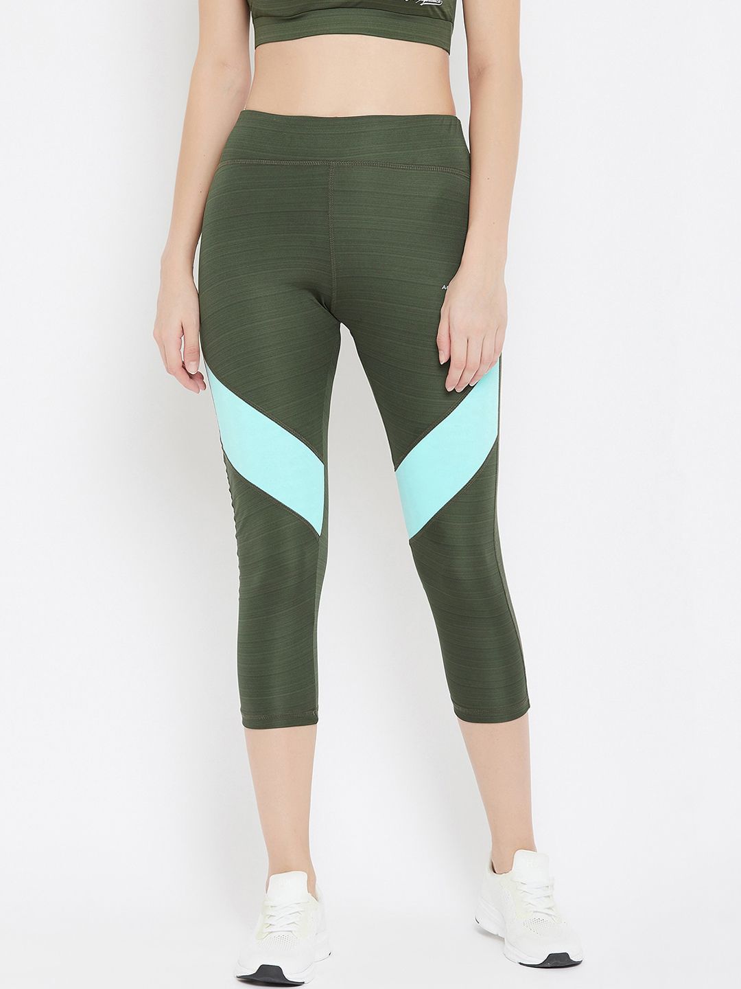 AGIL ATHLETICA Women Olive Green & Turquoise Blue Three-Fourth Length Tights Price in India