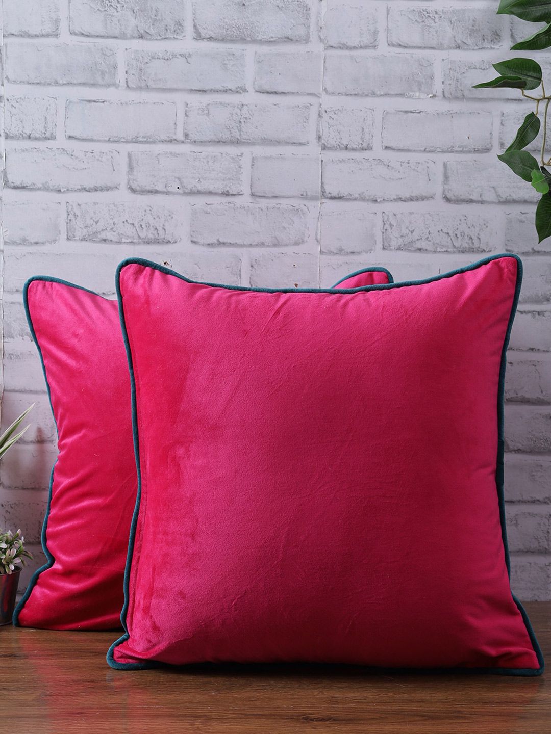 eyda Fuchsia Pink & Blue Set of 2 Velvet Square Cushion Covers Price in India