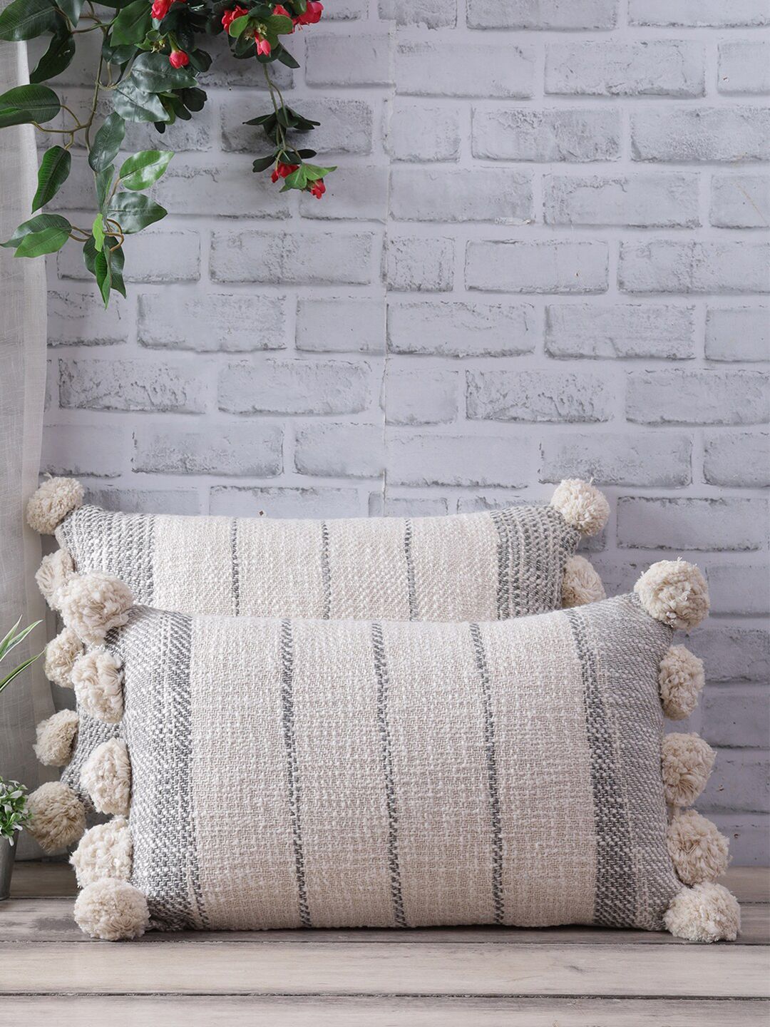 eyda Cream-coloured & Grey Set of 2 Rectangle Cushion Covers Price in India