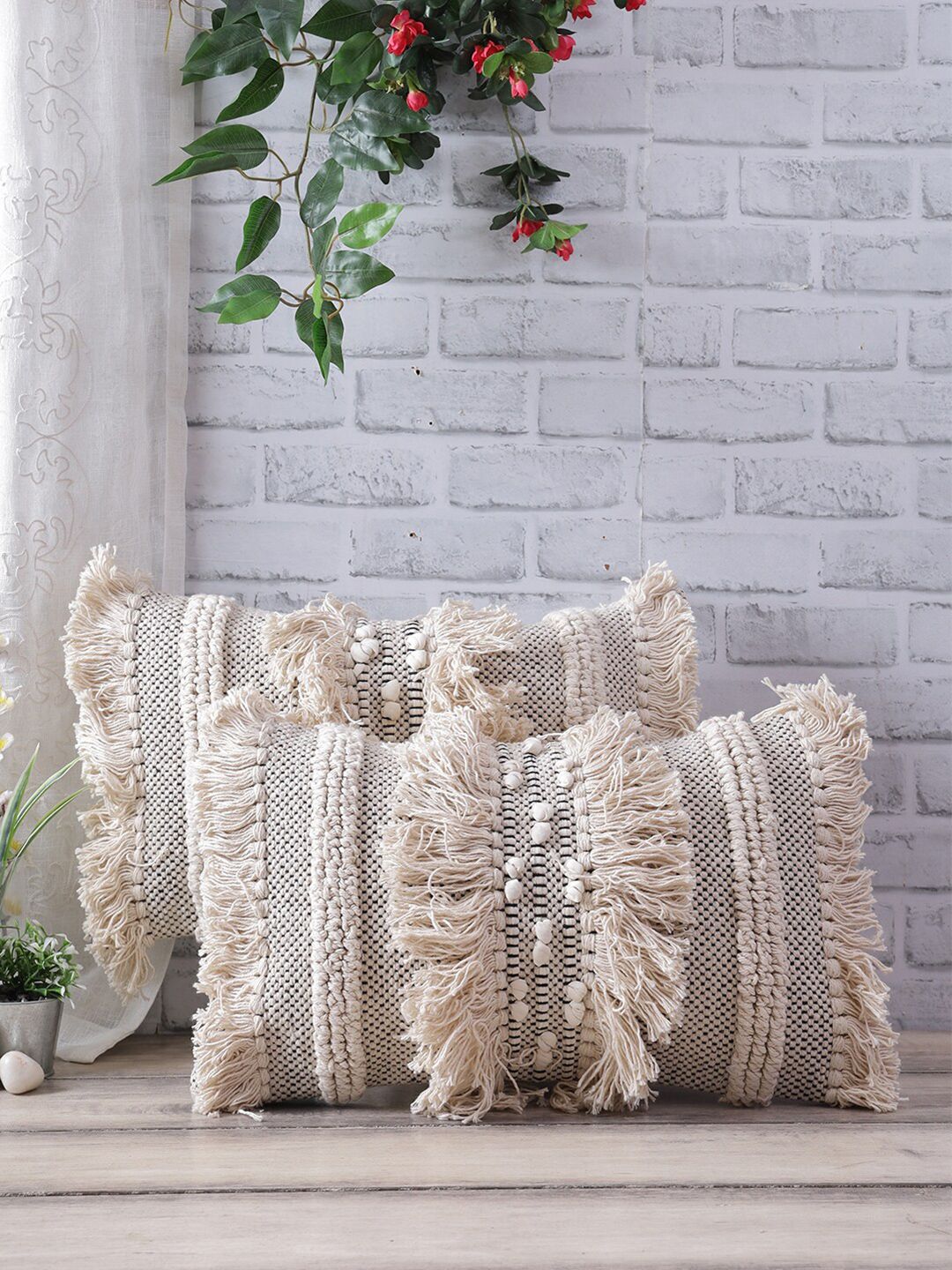 eyda Off White & Grey Set of 2 Hand Woven Rectangle Cushion Covers Price in India