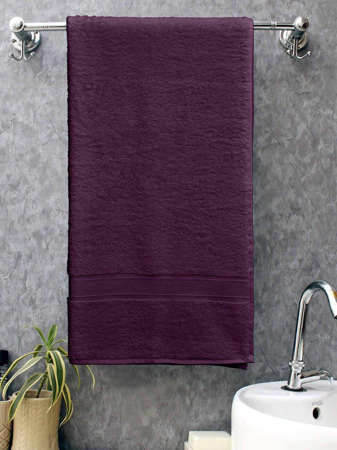 BOMBAY DYEING Purple Solid 550 GSM Cotton Bath Towel Price in India