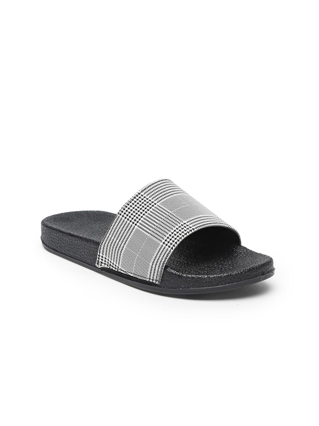 Misto Women Black & White Sliders Price in India