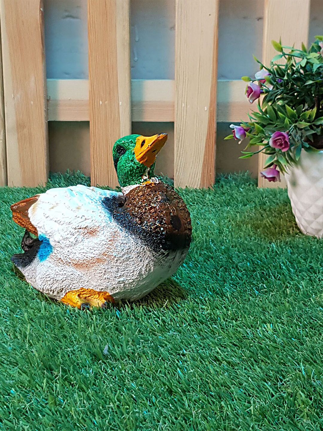 Wonderland White & Brown Duck Garden Accessories Price in India