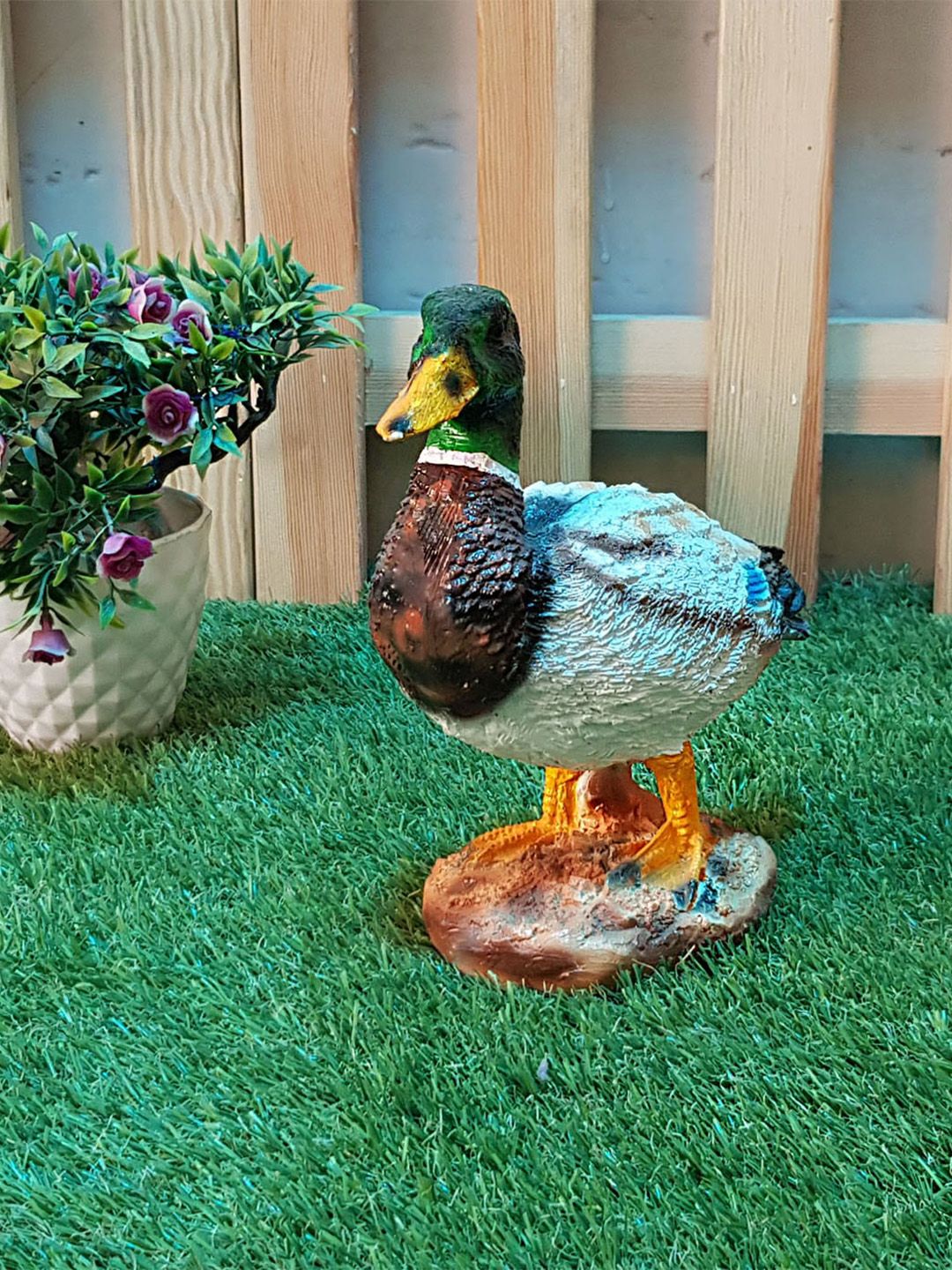 Wonderland White & Brown Duck Garden Accessories Price in India