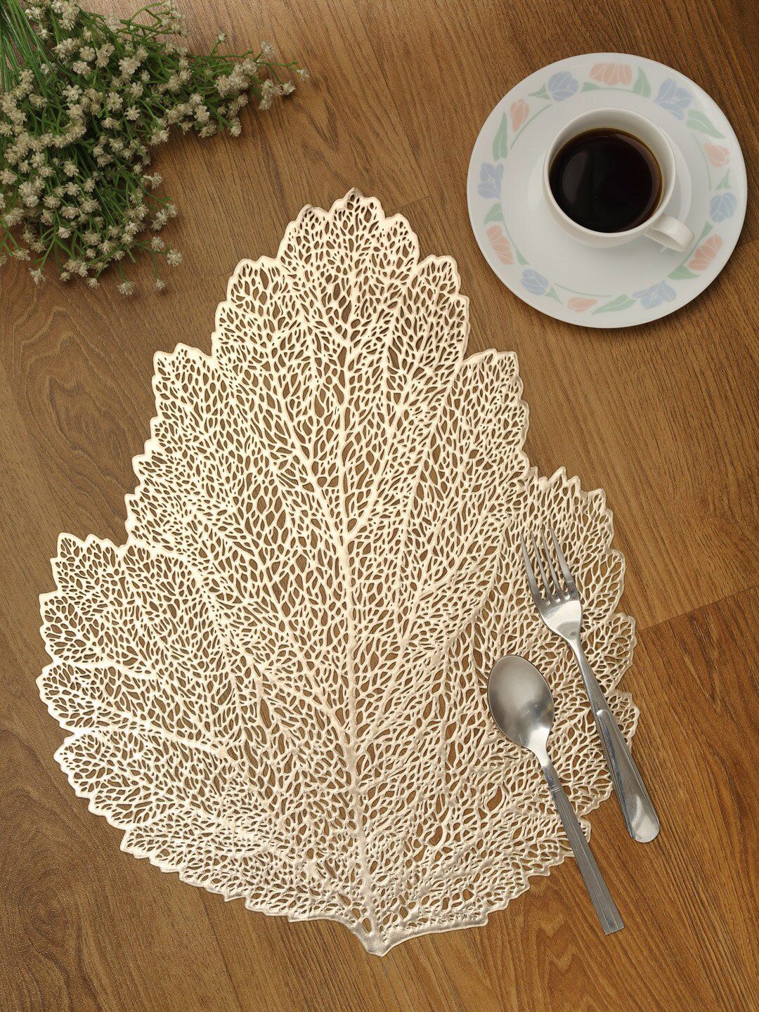 HOSTA HOMES Set Of 6 Gold-Toned Leaf-Shaped Placemats Price in India