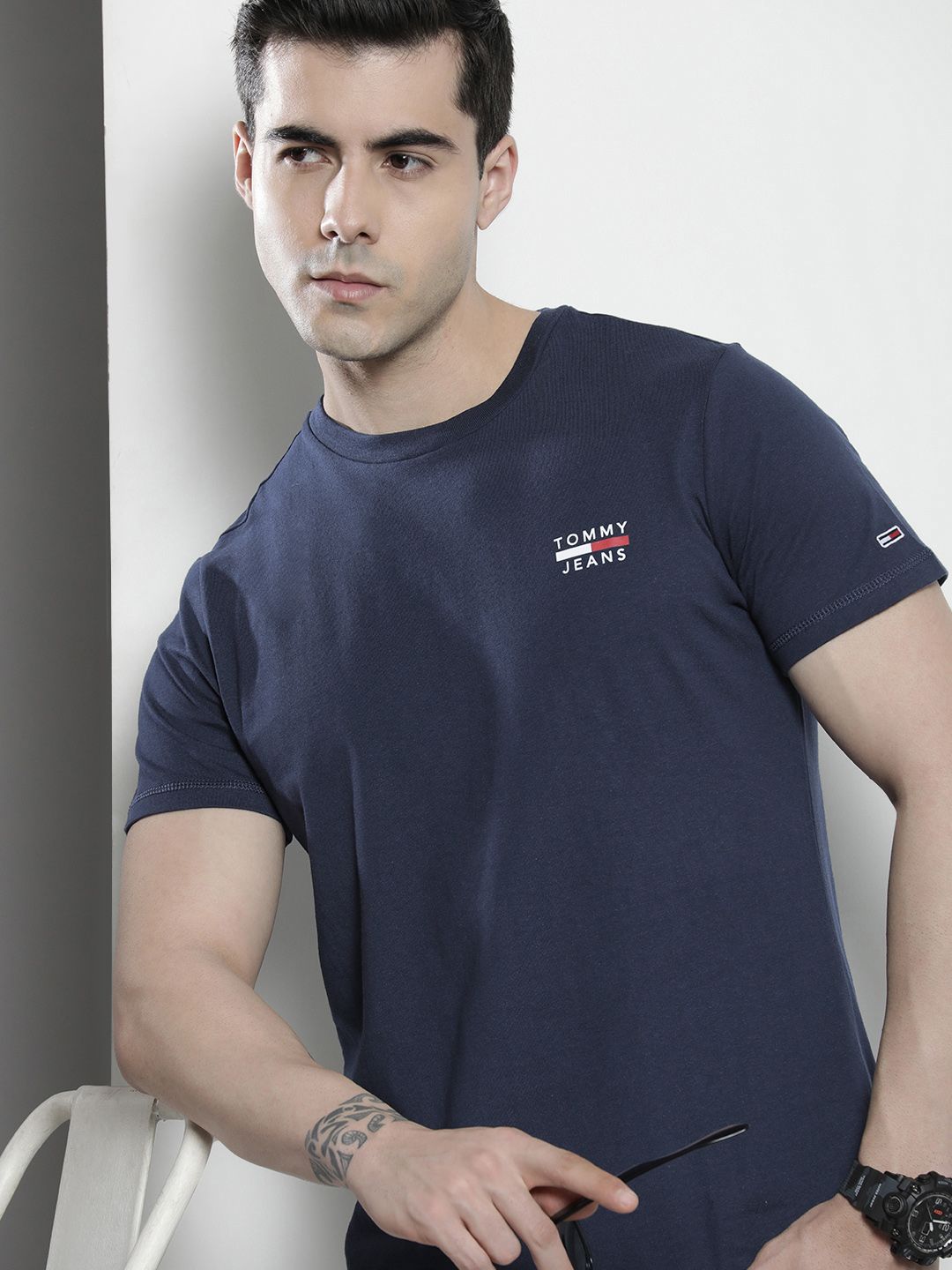 Tommy Hilfiger Men Pure Cotton Sustainable T-shirt with Logo Detailing