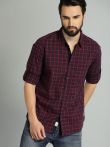 Roadster Men Maroon & Navy Blue Regular Fit Checked Casual Sustainable Shirt