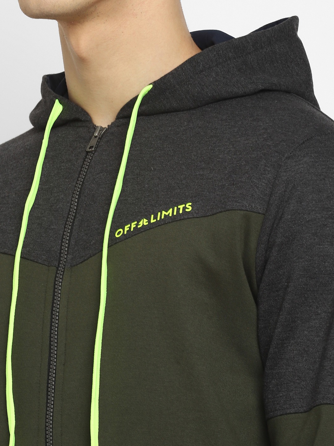 Clothing Tracksuits | OFF LIMITS Men Olive Green & Grey Colourblocked Hooded Tracksuit - MR91588