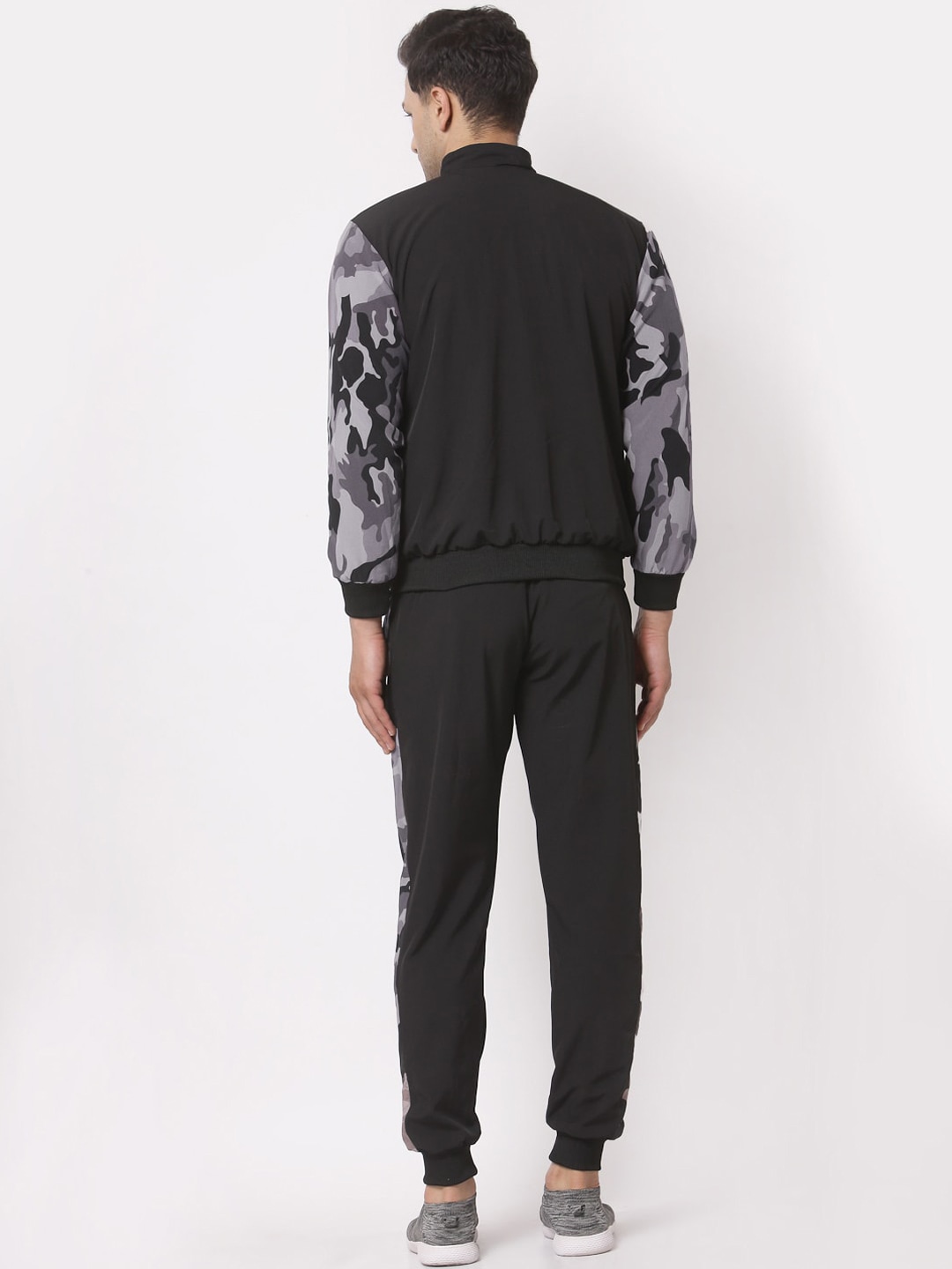 Clothing Tracksuits | KLOTTHE Men Black & Grey Abstract Printed Tracksuit - OC17189